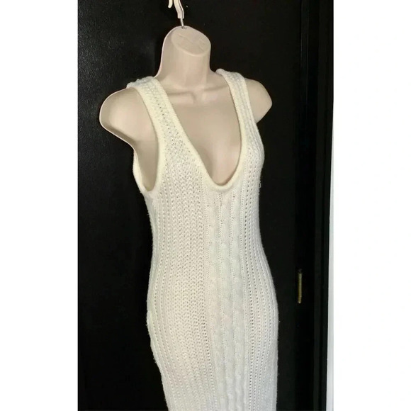NWT Melrose with Love Womens Ivory Knit Scoop Neck Sleeveless Maxi Dress Large - Picture 4 of 13